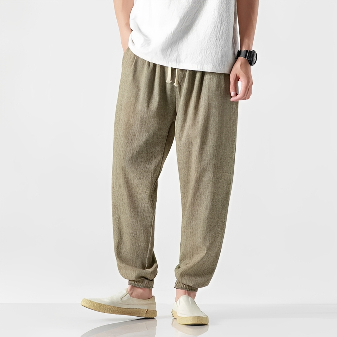 Stylische Herren-Sommerhose — Vayrani — Ansicht 2 — Farbe Khaki