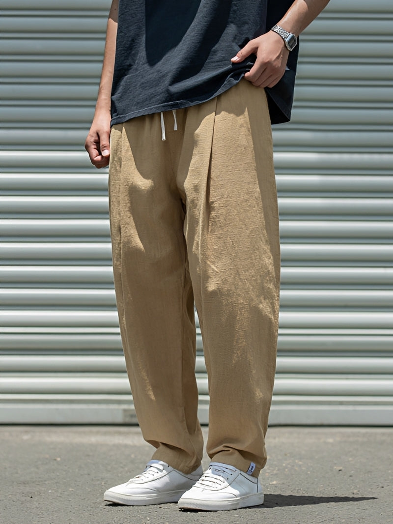 Herrenhose mit lässigem, geradem Schnitt — Vayrani — Farbe Aprikose