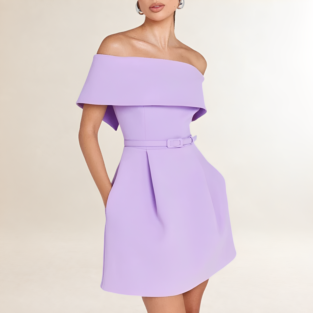 Damen Schulterfreies ärmelloses Mini-A-Linien-Kleid mit Taschen, abnehmbarem Gürtel und verdecktem Rückenreißverschluss