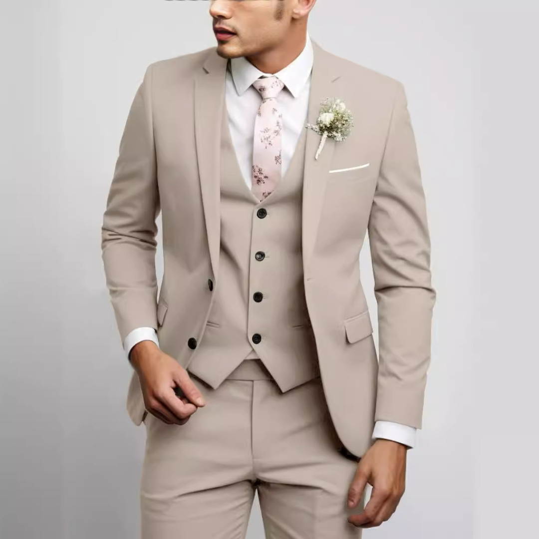 Herren Anzug-Set mit Weste – Moderner Stil, einreihige Jacke, flach sitzende Hose