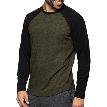 Herren Langarm-Raglanshirt mit Ärmeln in Kontrastfarbe - Rundhals, schmaler Schnitt, Brustlogo